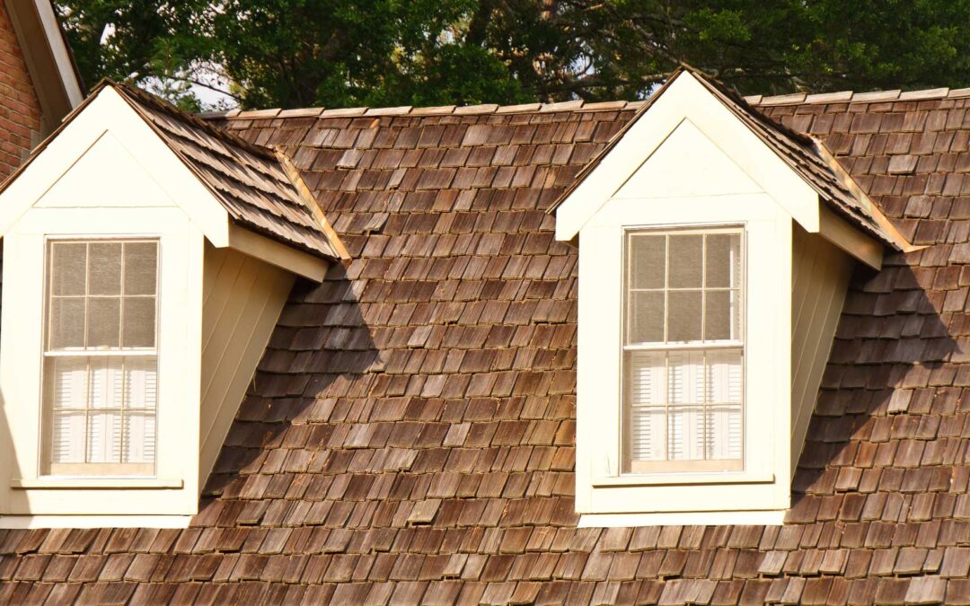 Top 5 Advantages of Cedar Roofing for Burnsville Homes