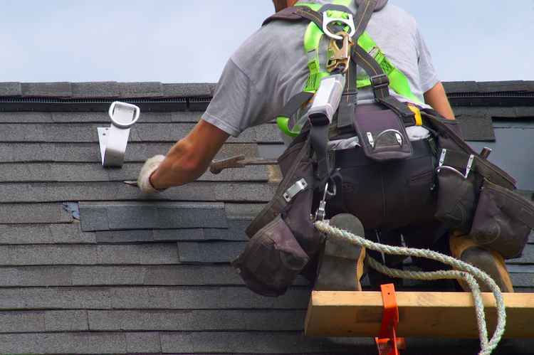 insured roofers, licensed roofers, local roofing professional, Burnsville